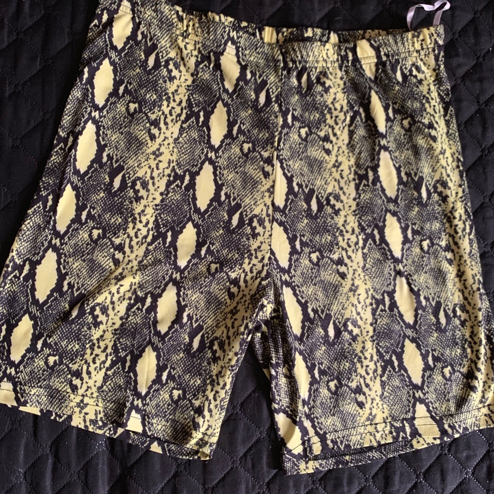 Highlighter lime yellow snakeskin biker shorts